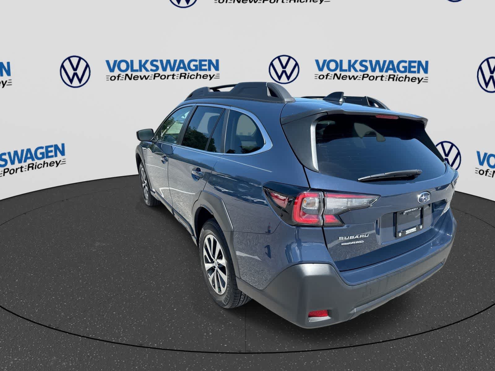 Used 2025 Subaru Outback Premium AWD/4WD image 12