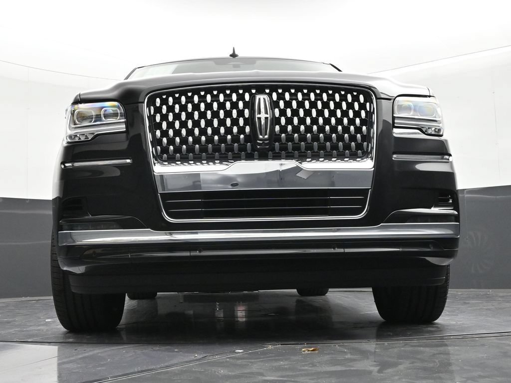 Used 2024 Lincoln Navigator L Black Label AWD/4WD image 28