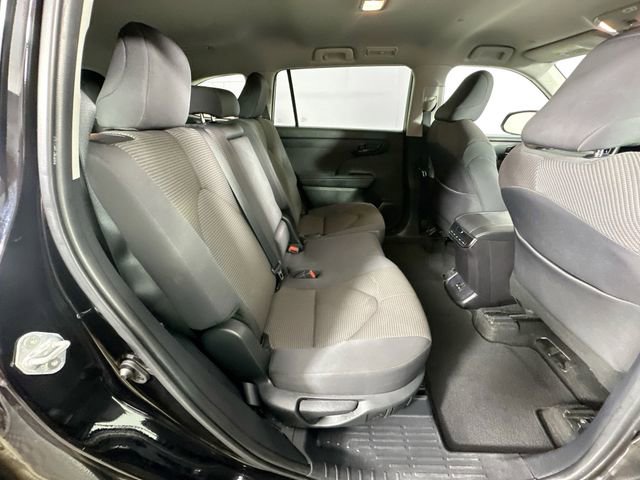 Used 2024 Toyota Highlander LE AWD/4WD image 26