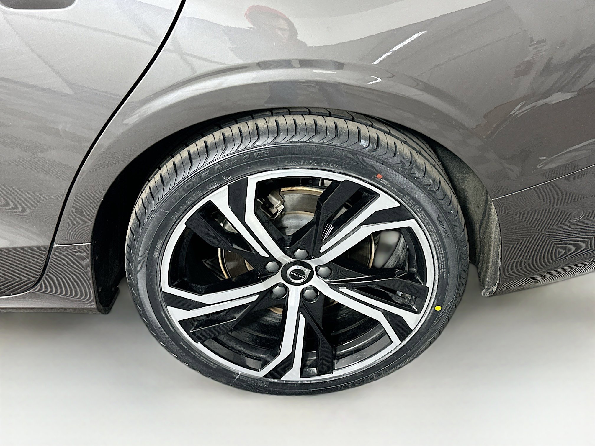 Used 2024 Volvo S60 B5 Plus image 11