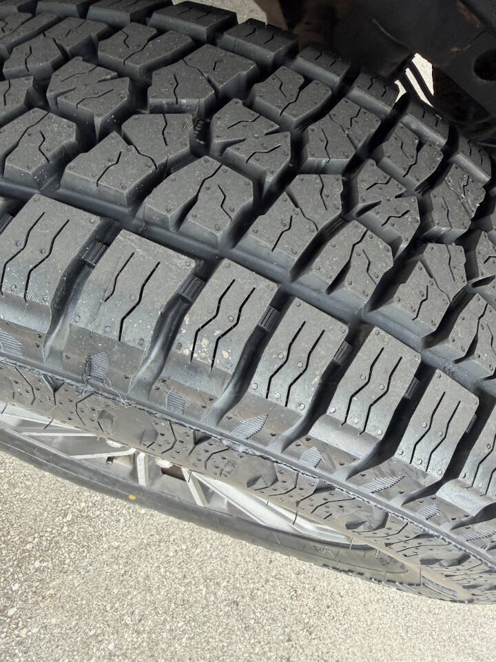 Used 2019 Ford F150 XLT w/ Equipment Group 301A Mid AWD/4WD image 9