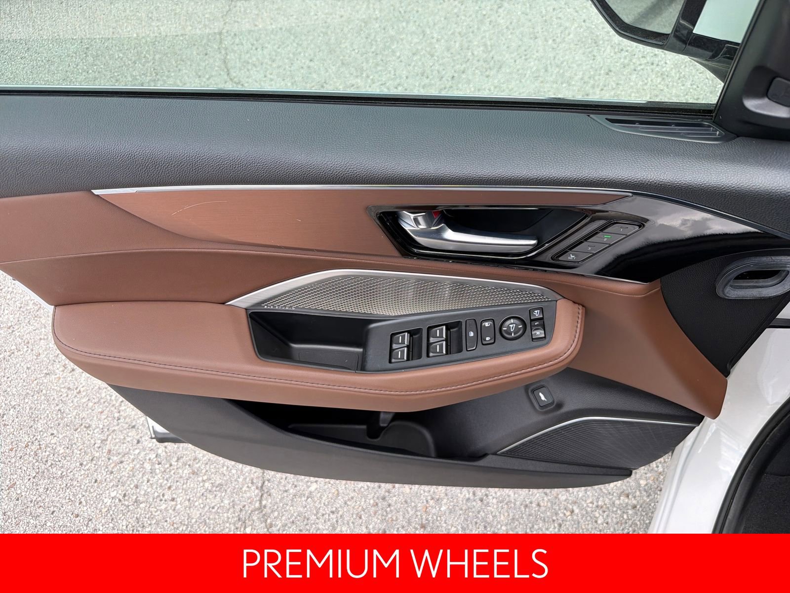 Used 2024 Acura MDX FWD w/ Technology Package image 19