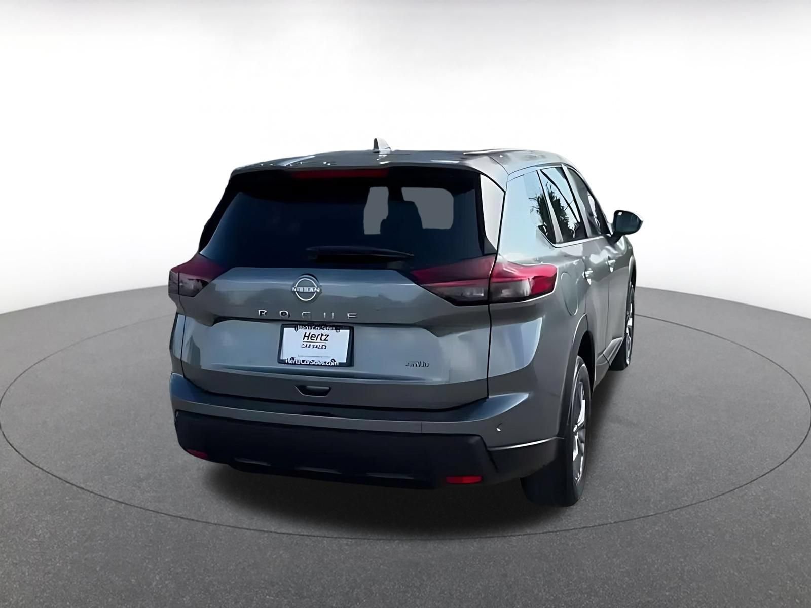 Used 2026 Nissan Rogue SV AWD/4WD image 14
