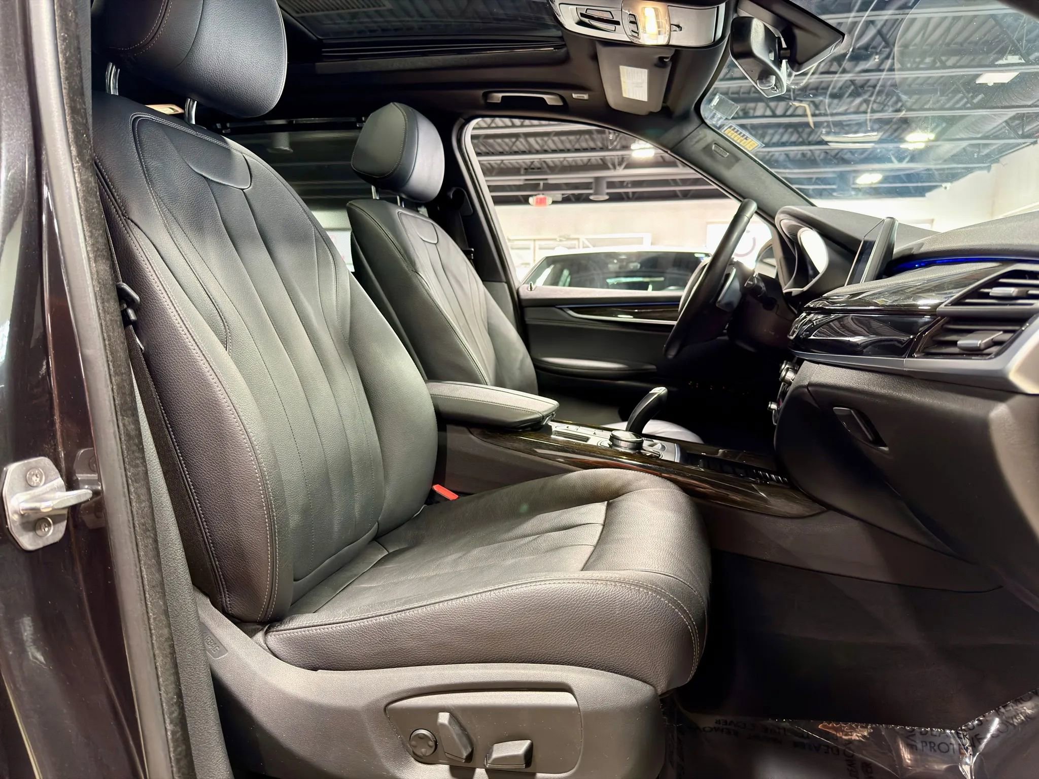 Used 2018 BMW X5 xDrive40e image 7