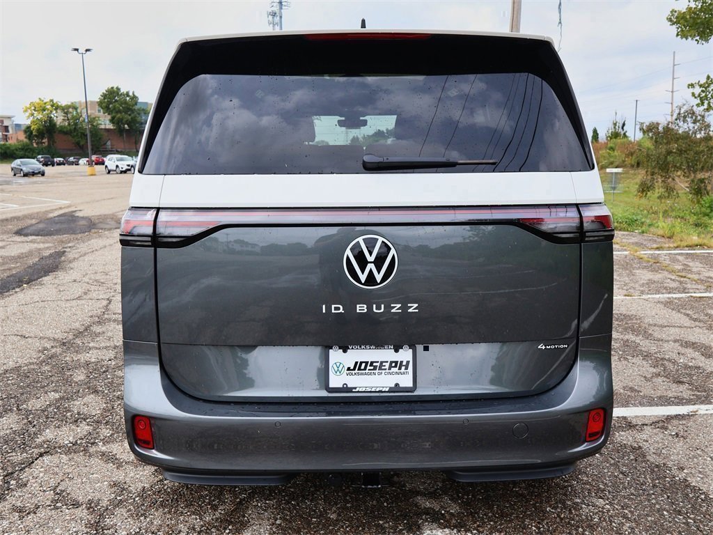 New 2025 Volkswagen ID. Buzz Pro S Plus image 4