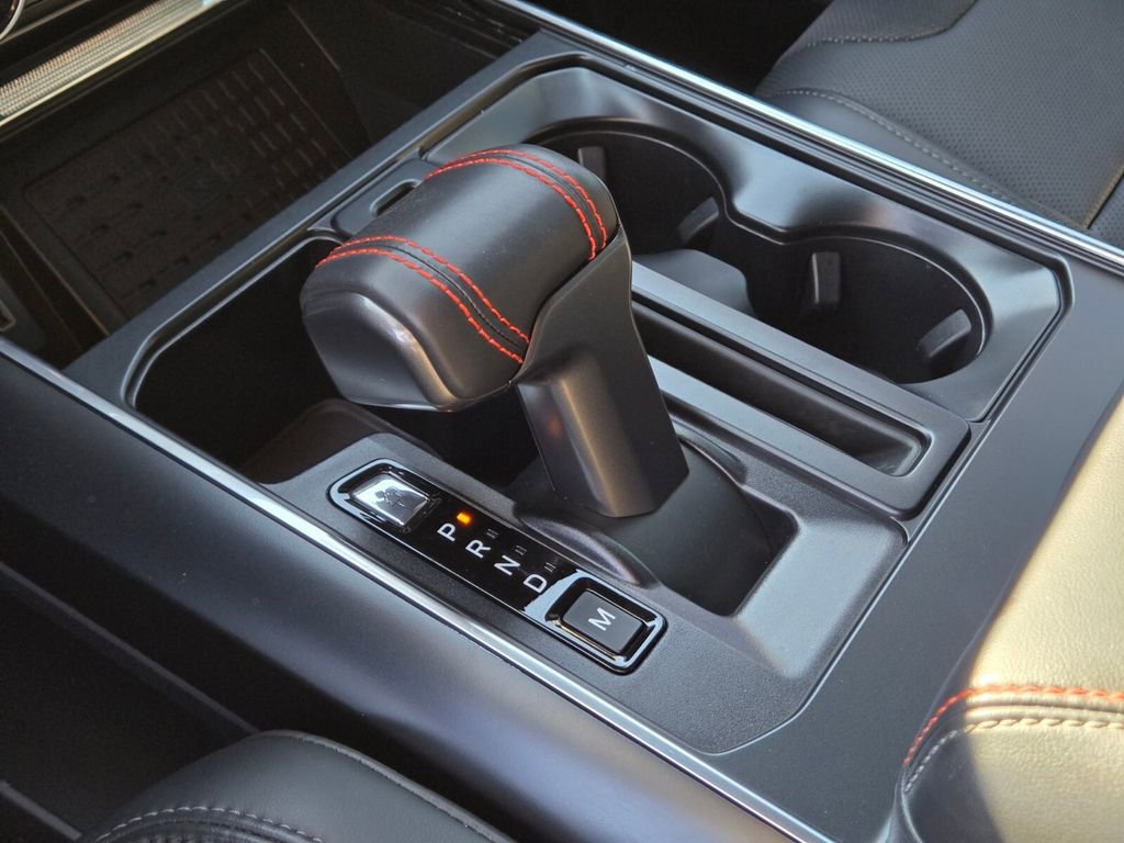 Used 2025 Ford F150 Raptor image 23