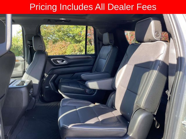 Used 2021 Chevrolet Suburban Premier w/ Premium Package AWD/4WD image 18
