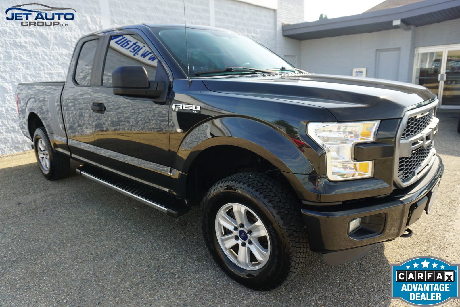 Used 2015 Ford F150 XL w/ Equipment Group 101A Mid AWD/4WD image 1