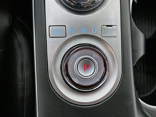 Used 2025 Genesis GV70 2.5T AWD/4WD image 22