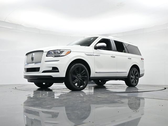 Used 2024 Lincoln Navigator Reserve image 34