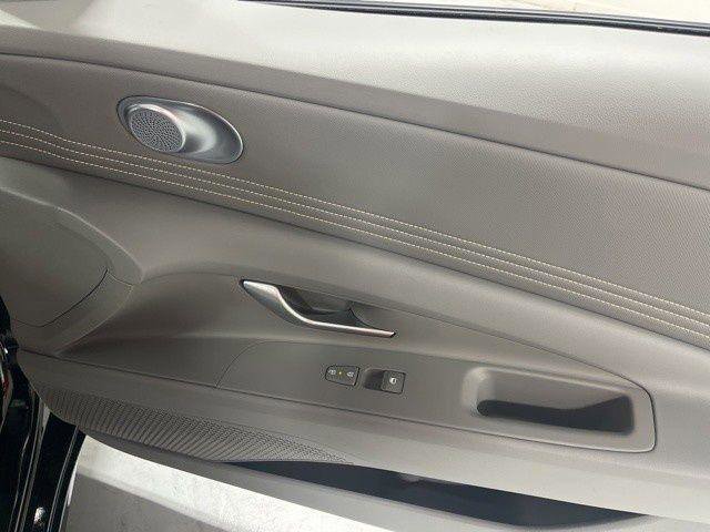 New 2026 Hyundai Elantra Sport image 19