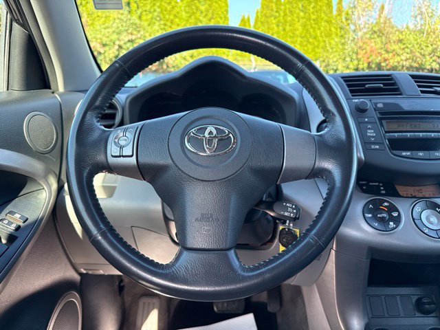Used 2008 Toyota RAV4 Limited AWD/4WD image 18