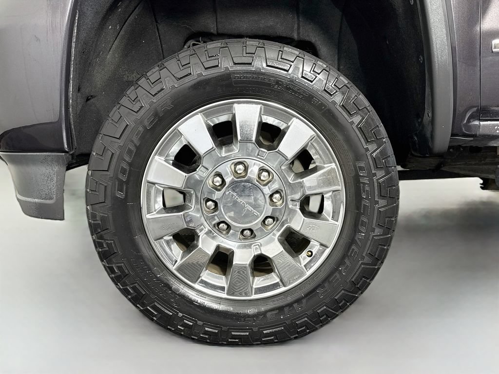 Used 2016 GMC Sierra 2500 Denali w/ Duramax Plus Package AWD/4WD image 37