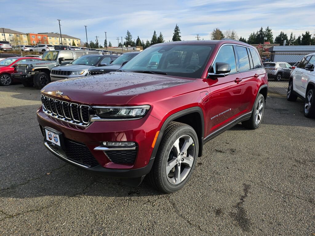 New 2024 Jeep Grand Cherokee Limited 4xe w/ Luxury Tech Group II image 4