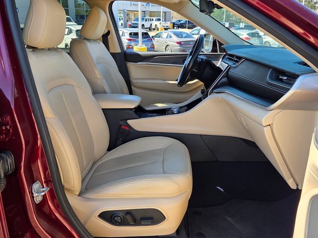 Used 2021 Jeep Grand Cherokee L Limited w/ Luxury Tech Group II image 17