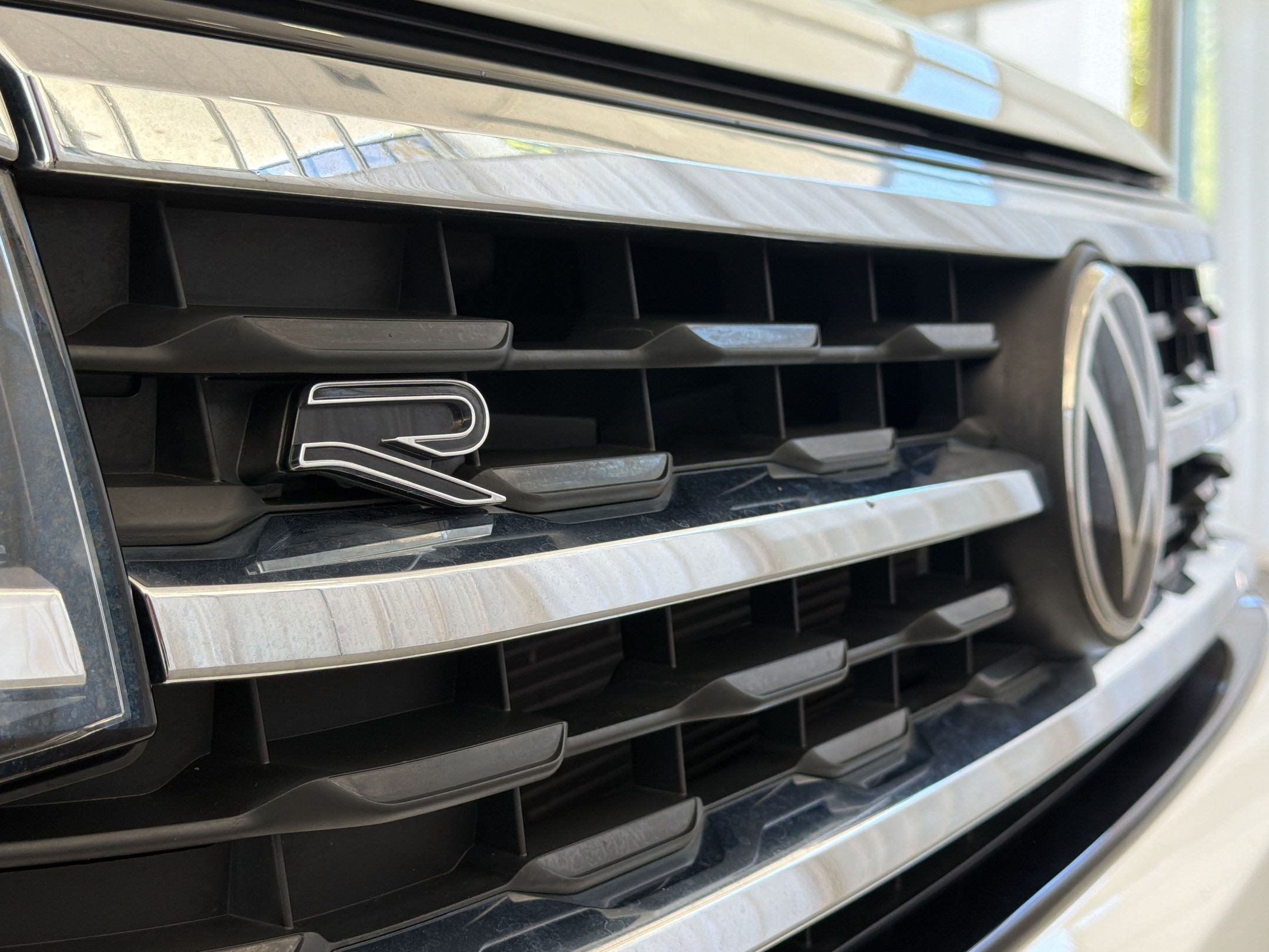 Used 2021 Volkswagen Atlas SE w/ Panoramic Sunroof Package FWD image 37