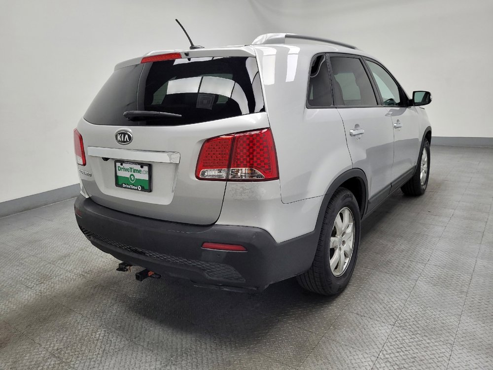 Used 2013 Kia Sorento LX w/ Convenience Pkg image 9
