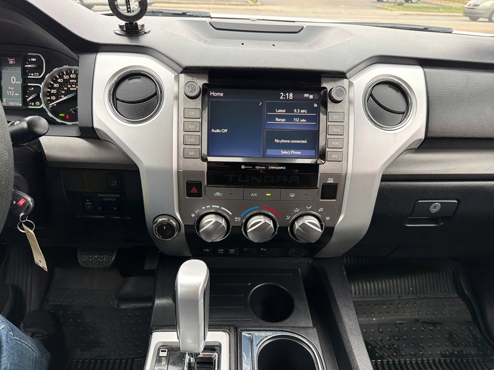 Used 2020 Toyota Tundra SR5 w/ SR5 Convenience Package AWD/4WD image 21