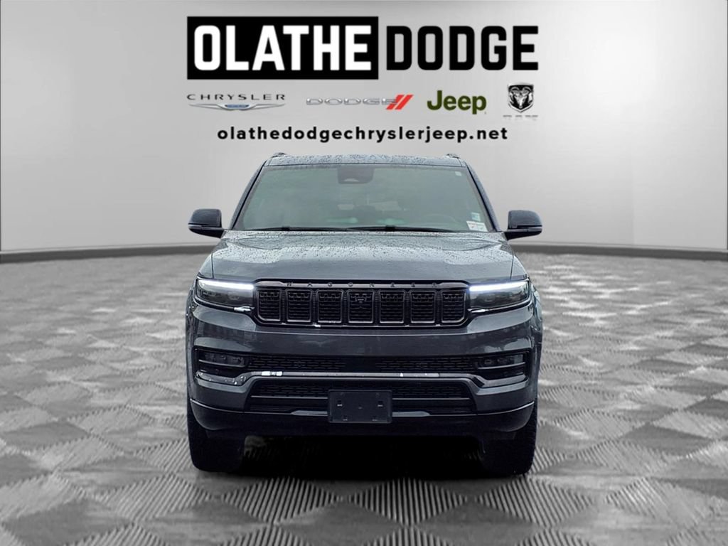 Certified 2024 Jeep Grand Wagoneer L Series II w/ Quick Order Packagew 28T AWD/4WD image 32