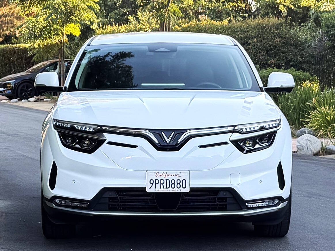 Used 2024 VinFast VF 8 Eco AWD/4WD image 9