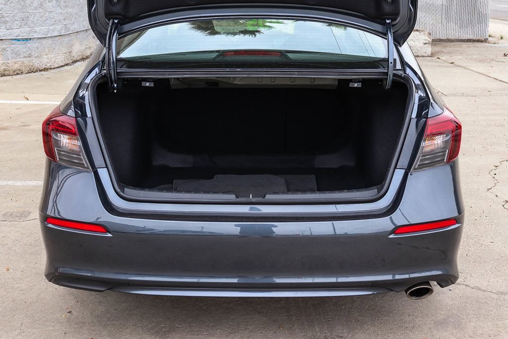 Used 2025 Honda Civic Sport image 26