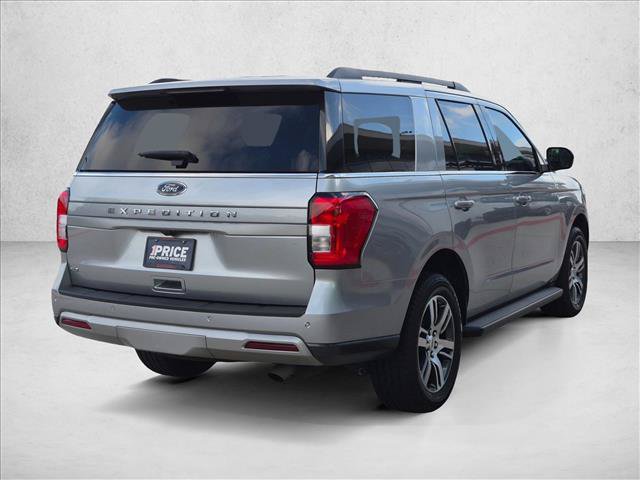 Used 2024 Ford Expedition XLT RWD image 5
