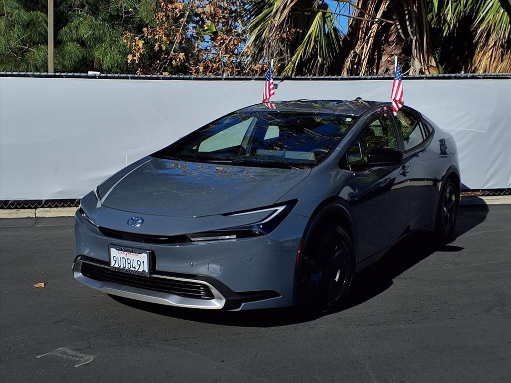 Certified 2025 Toyota Prius Plug-In Hybrid image 26