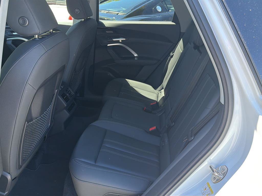 Used 2025 Audi Q5 Premium Plus w/ Premium Plus AWD/4WD image 14