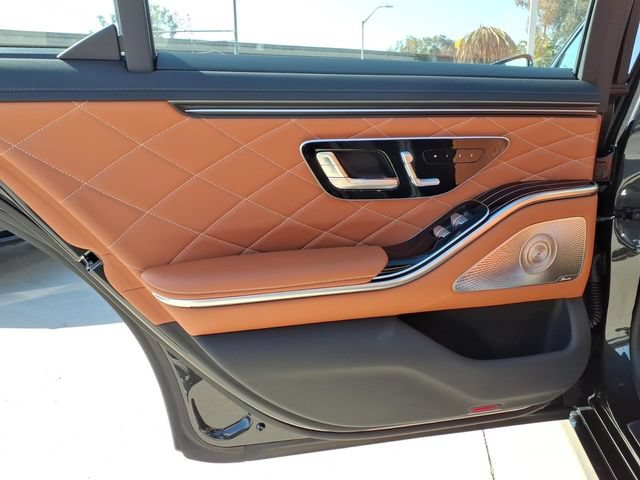 New 2027 Mercedes-Benz S 580 4MATIC Sedan image 17