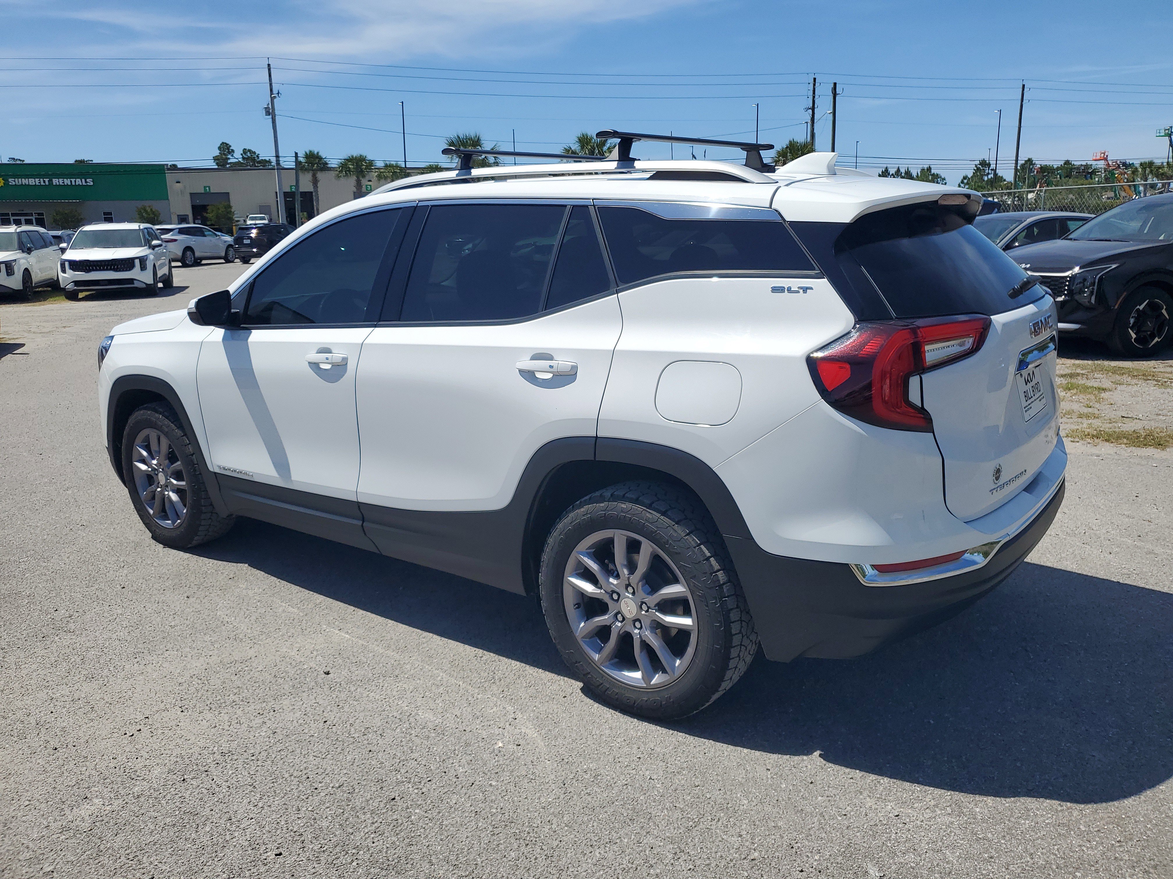 Used 2023 GMC Terrain SLT AWD/4WD image 6