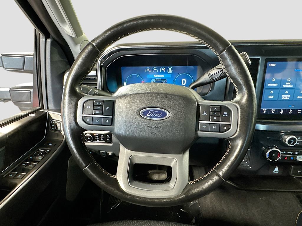Used 2025 Ford F350 Lariat AWD/4WD image 18