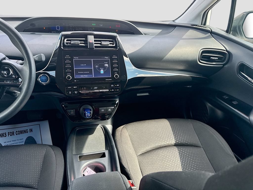 Used 2022 Toyota Prius LE FWD image 28