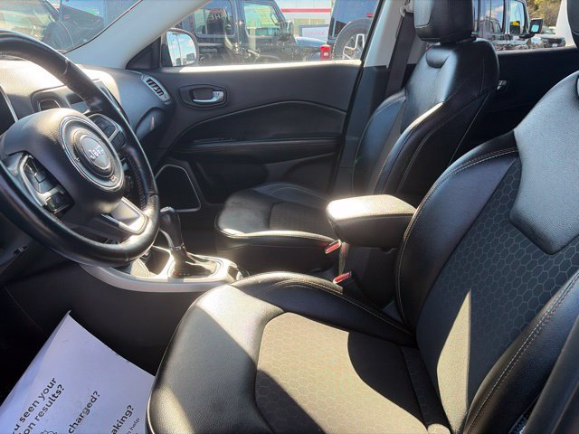 Used 2021 Jeep Compass Latitude w/ Convenience Group AWD/4WD image 15