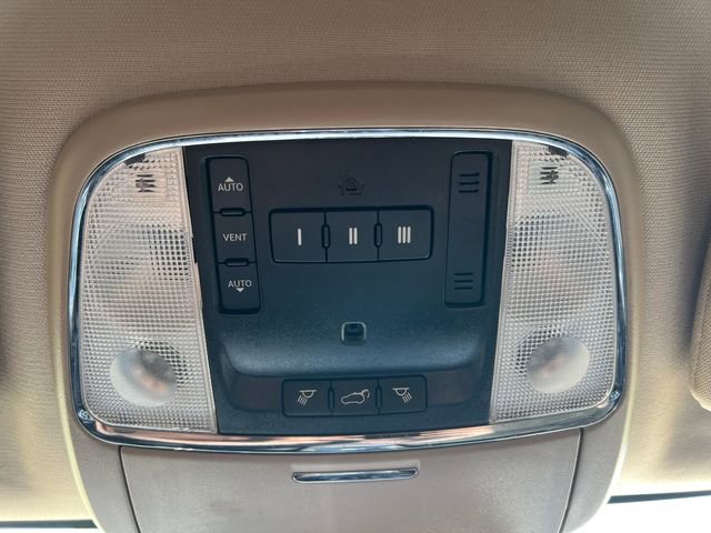Used 2019 Jeep Grand Cherokee Limited AWD/4WD image 31