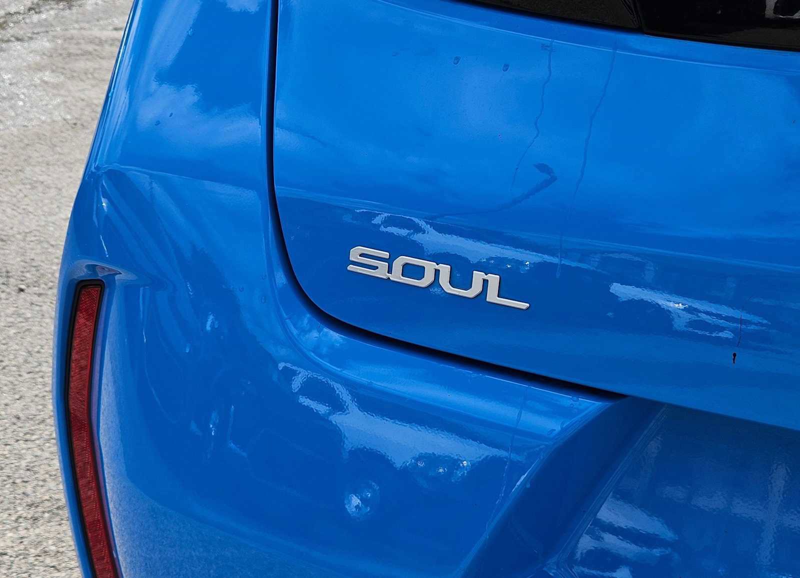 Used 2023 Kia Soul GT-Line FWD image 10