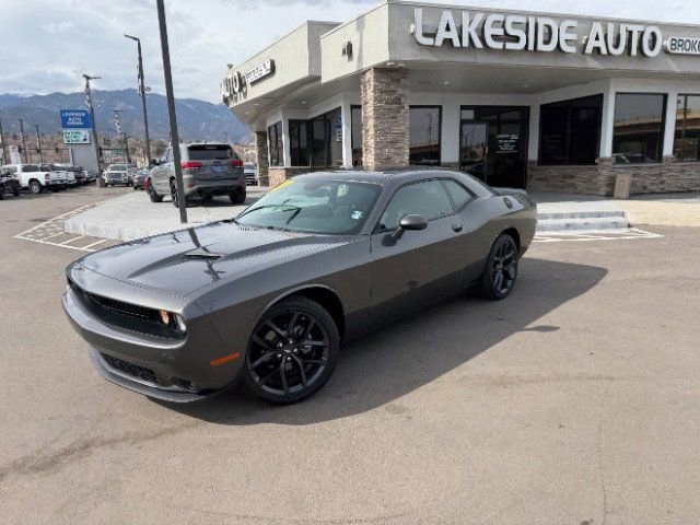 Used 2022 Dodge Challenger SXT w/ Blacktop Package image 2