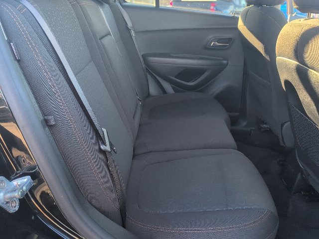 Used 2020 Chevrolet Trax LS w/ Tint and Cruise Package FWD image 35