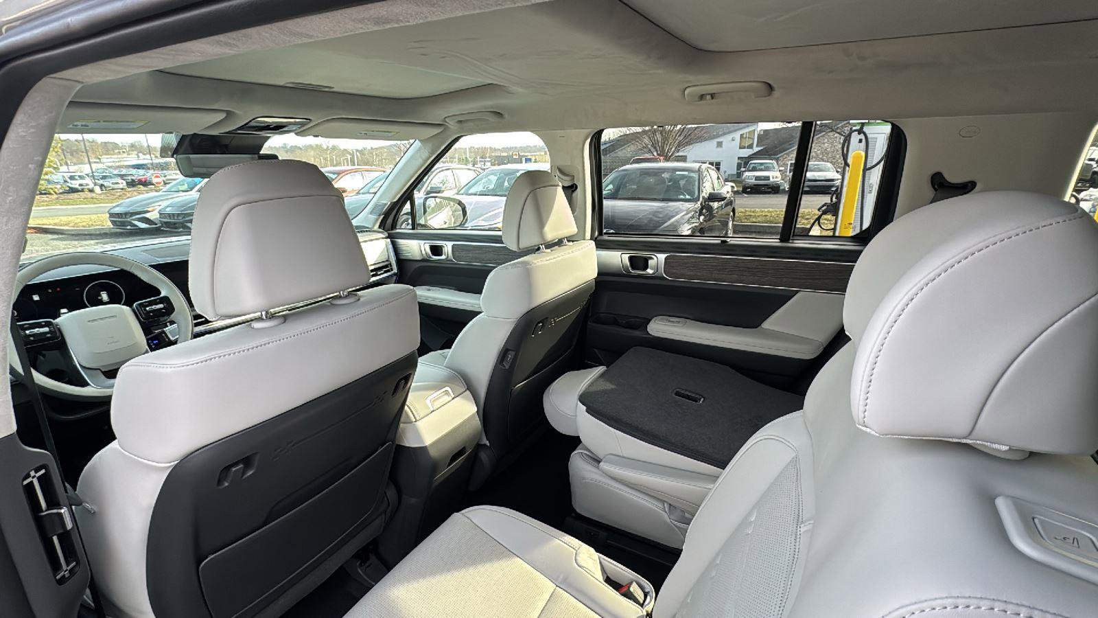 New 2026 Hyundai Santa Fe Calligraphy image 9