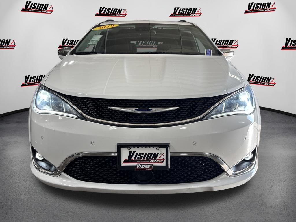 Used 2019 Chrysler Pacifica Limited FWD image 8