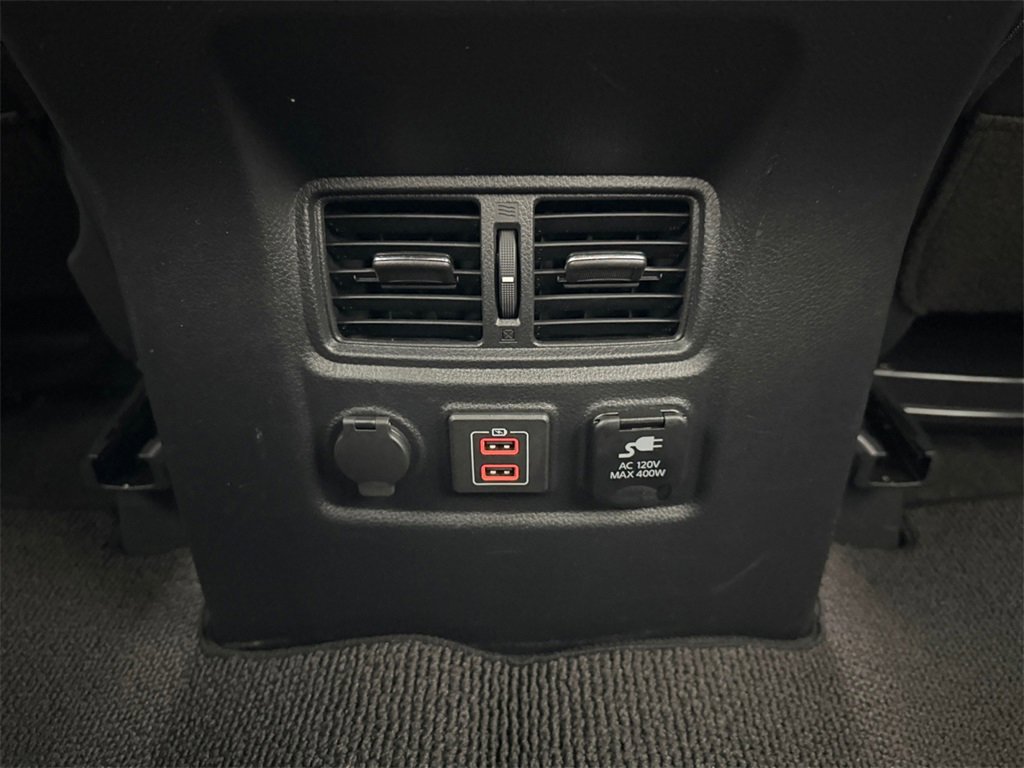 Used 2024 Nissan Titan PRO-4X w/ Pro-4x Utility Package image 30