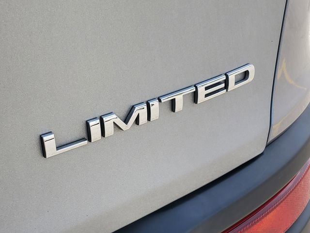 Used 2016 Jeep Cherokee Limited AWD/4WD image 7