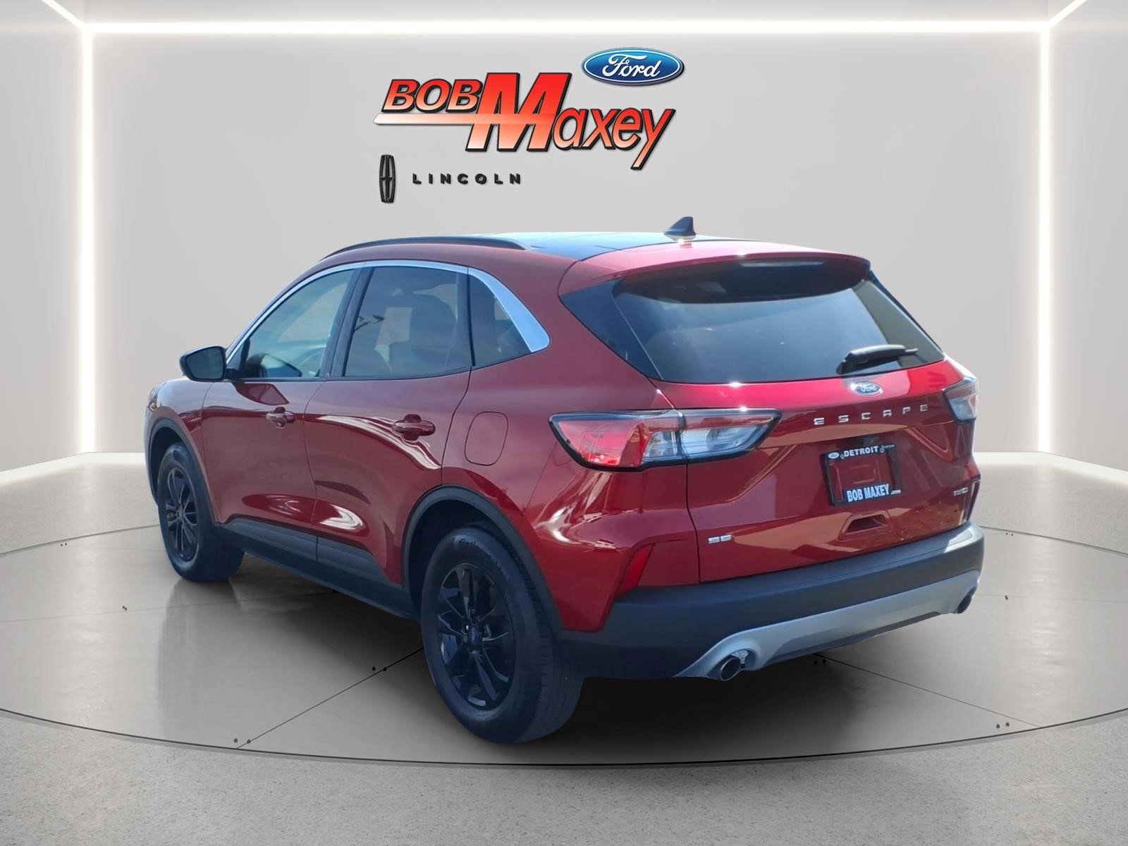 Used 2022 Ford Escape SE w/ Convenience Package AWD/4WD image 6