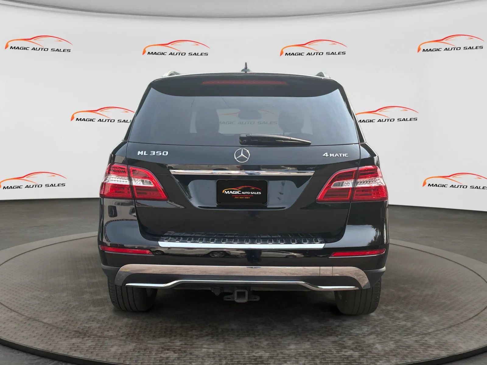 Used 2015 Mercedes-Benz ML 350 4MATIC w/ Premium 1 Package image 9