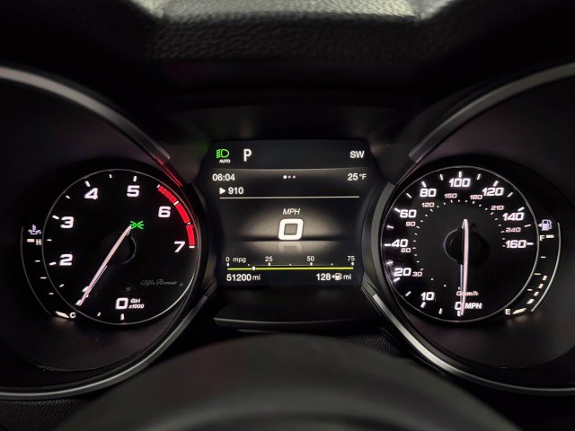 Used 2018 Alfa Romeo Stelvio Ti Sport image 23