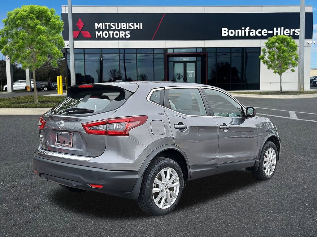 Used 2021 Nissan Rogue Sport S image 4