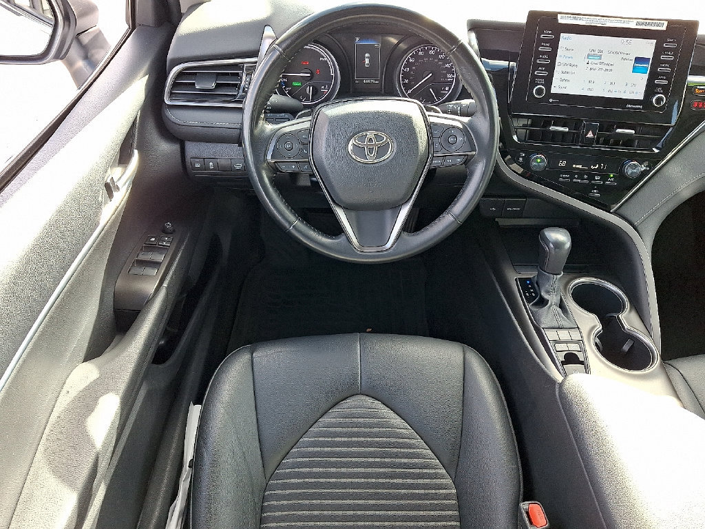 Used 2024 Toyota Camry SE FWD image 13