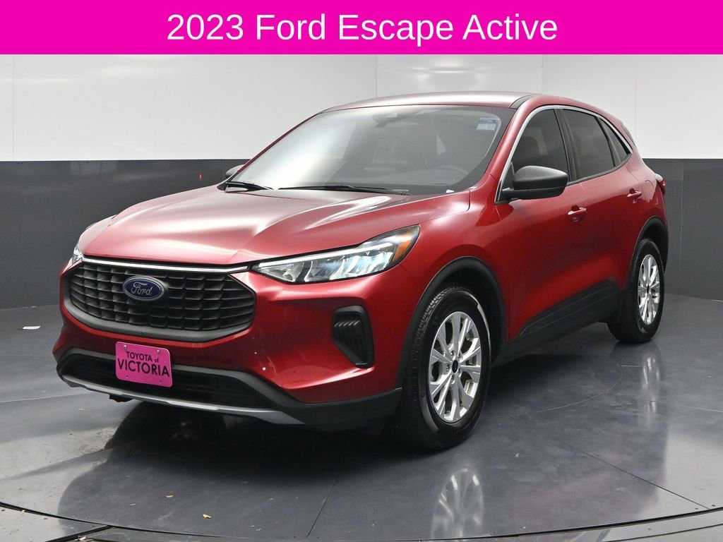 Used 2023 Ford Escape Active FWD image 2