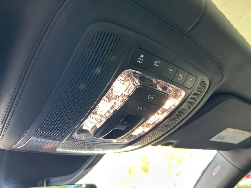 Used 2023 Mercedes-Benz Maybach GLS 600 4MATIC image 57