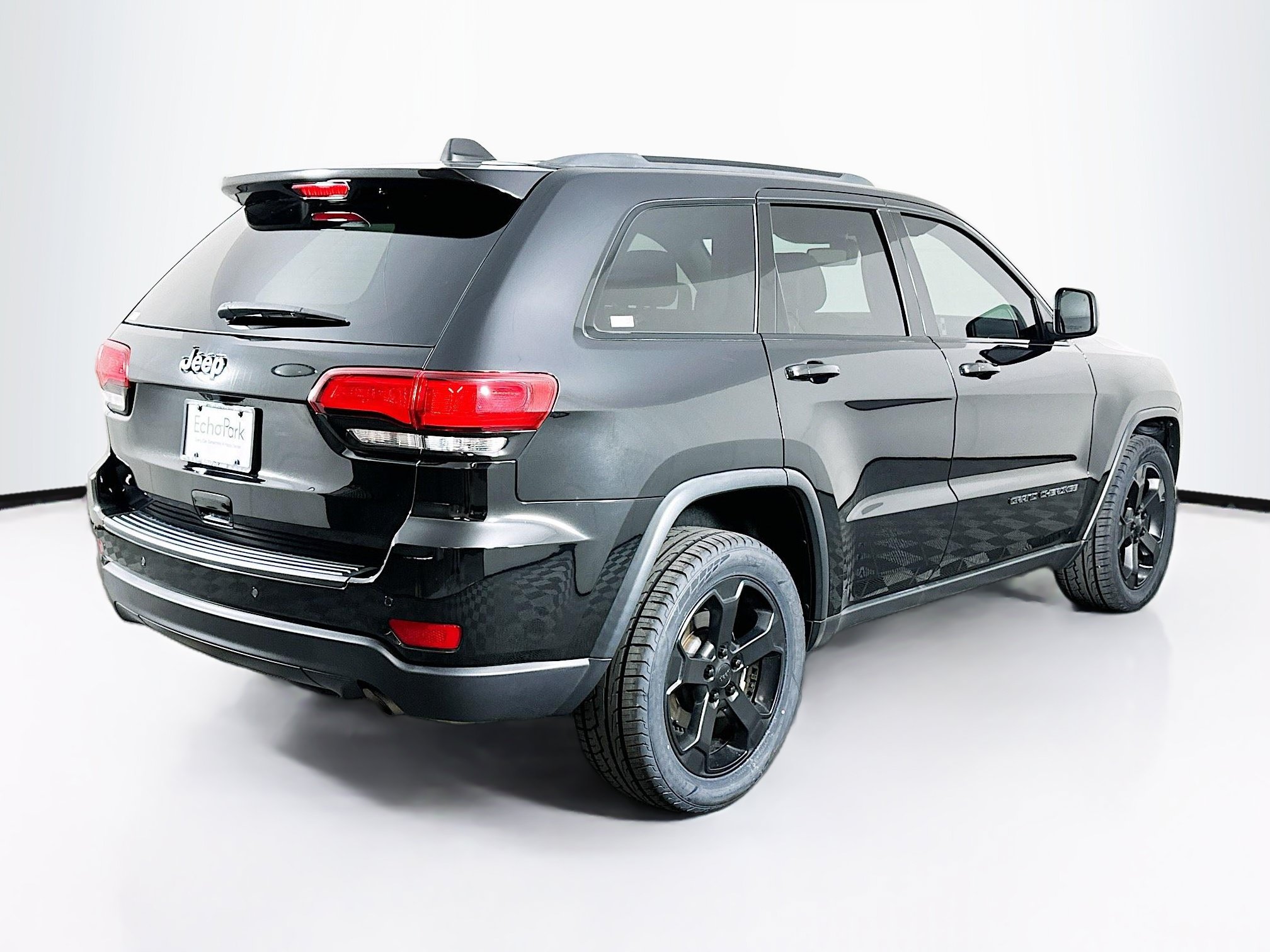 Used 2021 Jeep Grand Cherokee Freedom Edition RWD image 9