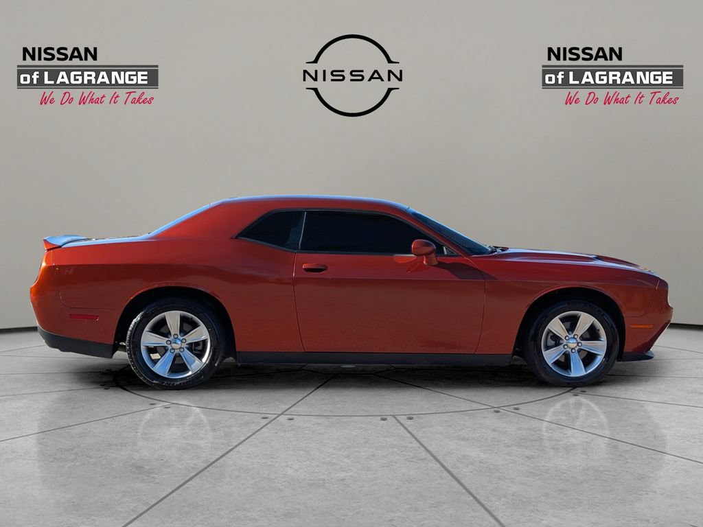 Used 2021 Dodge Challenger SXT RWD image 4